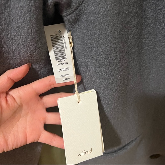 Wilfred dujardin coat 🧥 - Picture 3 of 3